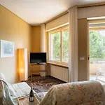 Guesthost - Balcony With Parking Sanremo