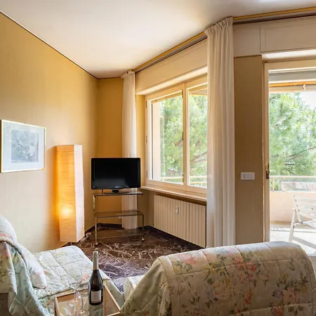 Guesthost - Balcony With Parking Sanremo