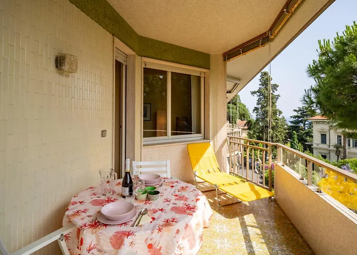 Apartamento Guesthost - Balcony With Parking *