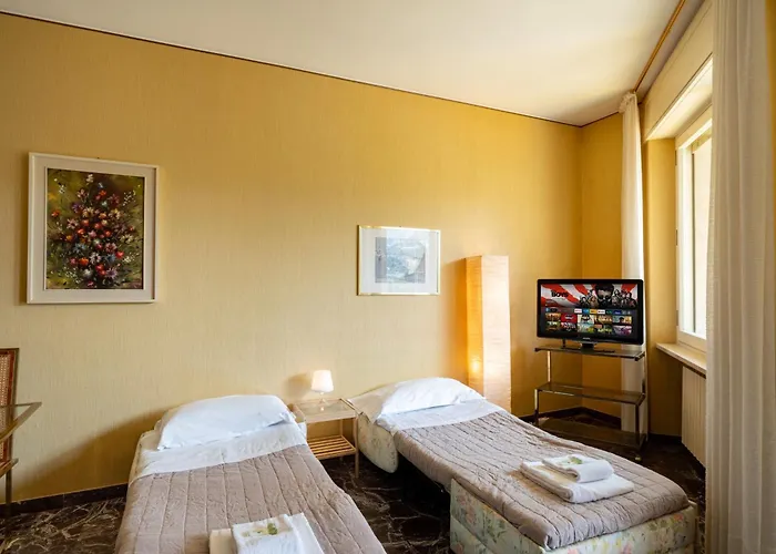 Guesthost - Balcony With Parking Apartamento *