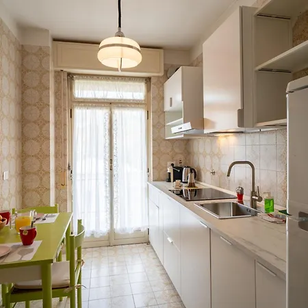 Apartamento Guesthost - Balcony With Parking *