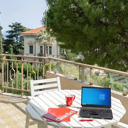 Guesthost - Balcony With Parking * Sanremo