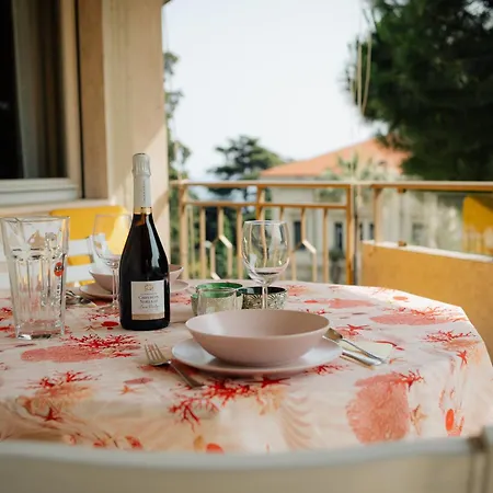 Appartement Guesthost - Balcony With Parking