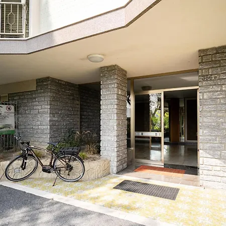 Appartement Guesthost - Balcony With Parking